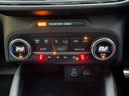 Ford Kuga ST-LINE X EDITION 48