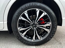 Ford Kuga ST-LINE X EDITION 14