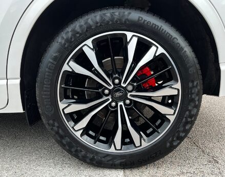 Ford Kuga ST-LINE X EDITION 14