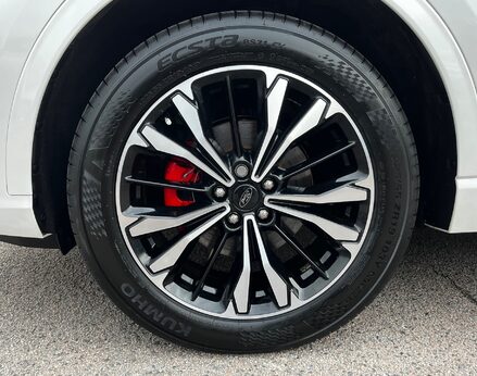 Ford Kuga ST-LINE X EDITION 13