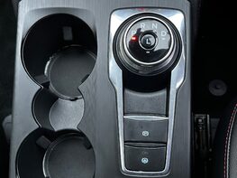 Ford Kuga ST-LINE X EDITION 51