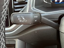 Volkswagen T-Roc R-LINE TDI EVO DSG 77