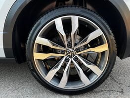 Volkswagen T-Roc R-LINE TDI EVO DSG 14