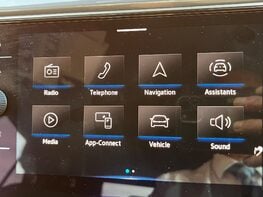 Volkswagen T-Roc R-LINE TDI EVO DSG 52