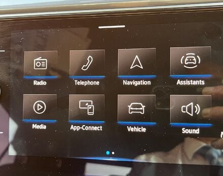 Volkswagen T-Roc R-LINE TDI EVO DSG 52