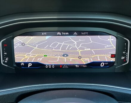 Volkswagen T-Roc R-LINE TDI EVO DSG 23