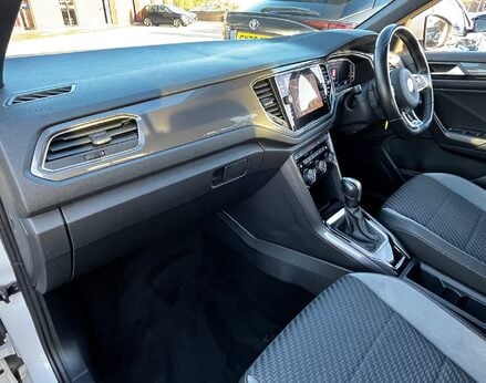 Volkswagen T-Roc R-LINE TDI EVO DSG 17