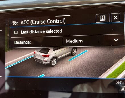 Volkswagen T-Roc R-LINE TDI EVO DSG 58