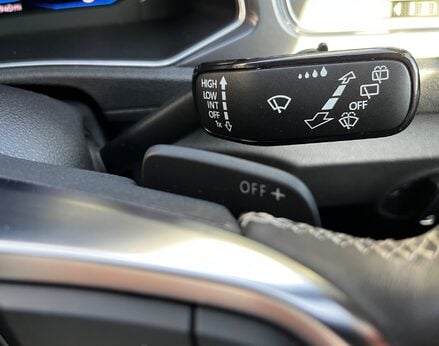 Volkswagen T-Roc R-LINE TDI EVO DSG 76