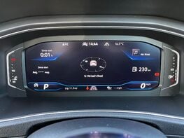 Volkswagen T-Roc R-LINE TDI EVO DSG 24