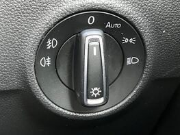 Volkswagen T-Roc R-LINE TDI EVO DSG 79