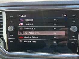 Volkswagen T-Roc R-LINE TDI EVO DSG 36