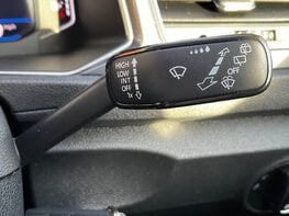 Volkswagen T-Roc R-LINE TDI EVO DSG 78