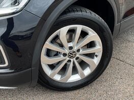 Volkswagen T-Roc MATCH TSI DSG 3