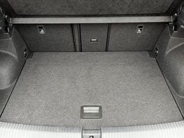 Volkswagen T-Roc MATCH TSI DSG 72