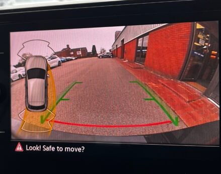 Volkswagen T-Roc MATCH TSI DSG 33