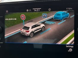 Volkswagen T-Roc MATCH TSI DSG 36