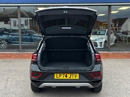 Volkswagen T-Roc MATCH TSI DSG 70