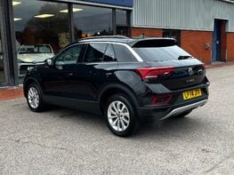 Volkswagen T-Roc MATCH TSI DSG 9