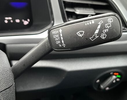 Volkswagen T-Roc MATCH TSI DSG 66