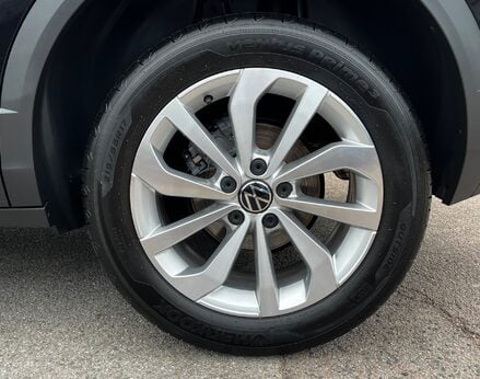 Volkswagen T-Roc MATCH TSI DSG 14
