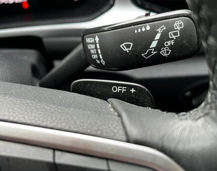 Volkswagen T-Roc MATCH TSI DSG 64