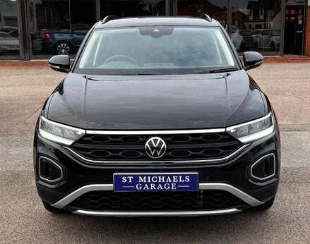 Volkswagen T-Roc MATCH TSI DSG 5