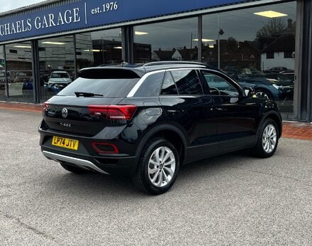 Volkswagen T-Roc MATCH TSI DSG 8