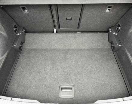 Volkswagen T-Roc MATCH TSI DSG 73