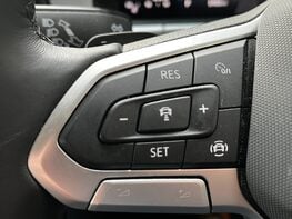 Volkswagen T-Roc MATCH TSI DSG 61