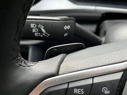 Volkswagen T-Roc MATCH TSI DSG 63