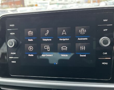 Volkswagen T-Roc MATCH TSI DSG 32