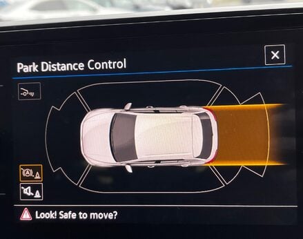 Volkswagen T-Roc MATCH TSI DSG 31