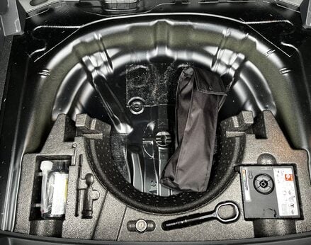 Volkswagen T-Roc MATCH TSI DSG 74