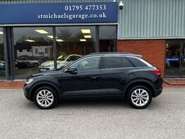 Volkswagen T-Roc MATCH TSI DSG 11