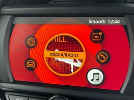 Mini Hatch COOPER 28