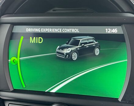 Mini Hatch COOPER 37