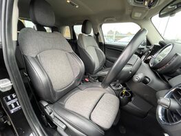 Mini Hatch COOPER 52