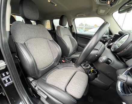 Mini Hatch COOPER 52