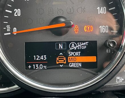 Mini Hatch COOPER 25