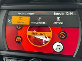 Mini Hatch COOPER 29