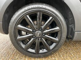 Mini Hatch COOPER 13