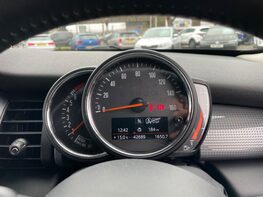 Mini Hatch COOPER 20