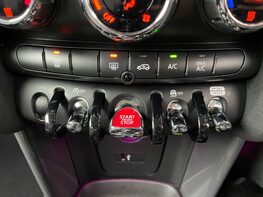 Mini Hatch COOPER 42