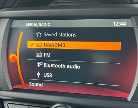 Mini Hatch COOPER 31