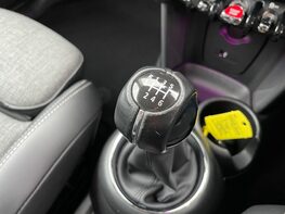 Mini Hatch COOPER 44