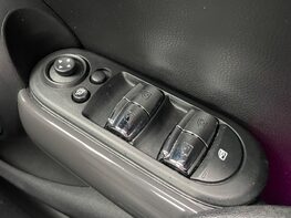 Mini Hatch COOPER 51