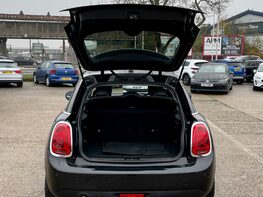 Mini Hatch COOPER 56
