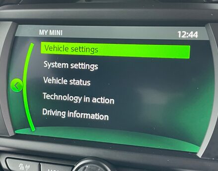 Mini Hatch COOPER 34