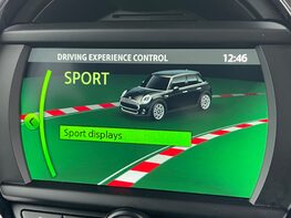 Mini Hatch COOPER 39